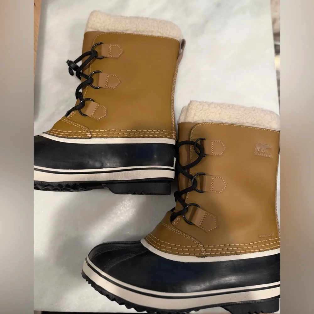 Sorel classic caribou